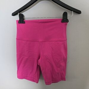 Lululelon Align High Rise Short 8"